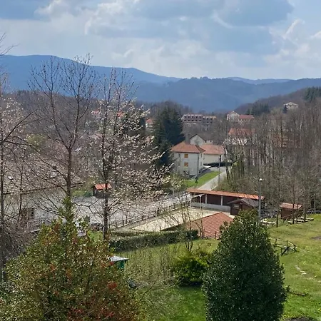 Apartment La Casa Della Nonna Vara Superiore